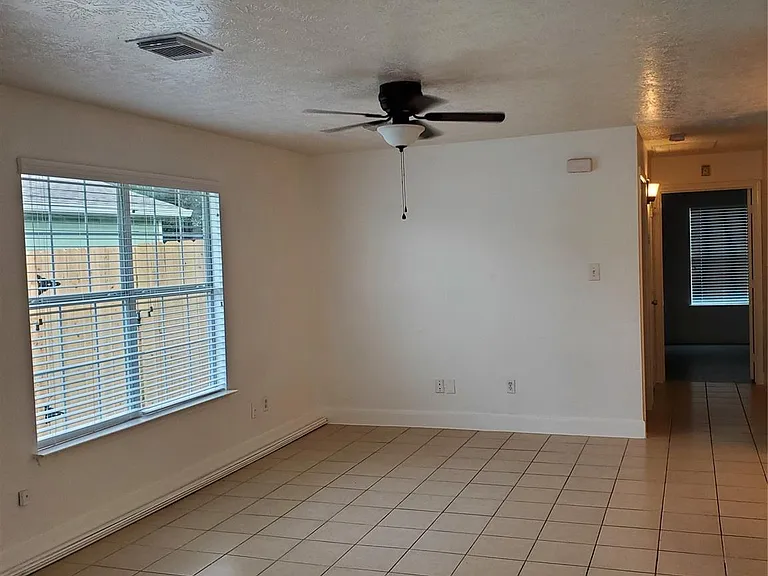 5319 Cherie Crest Ct — Photo 7