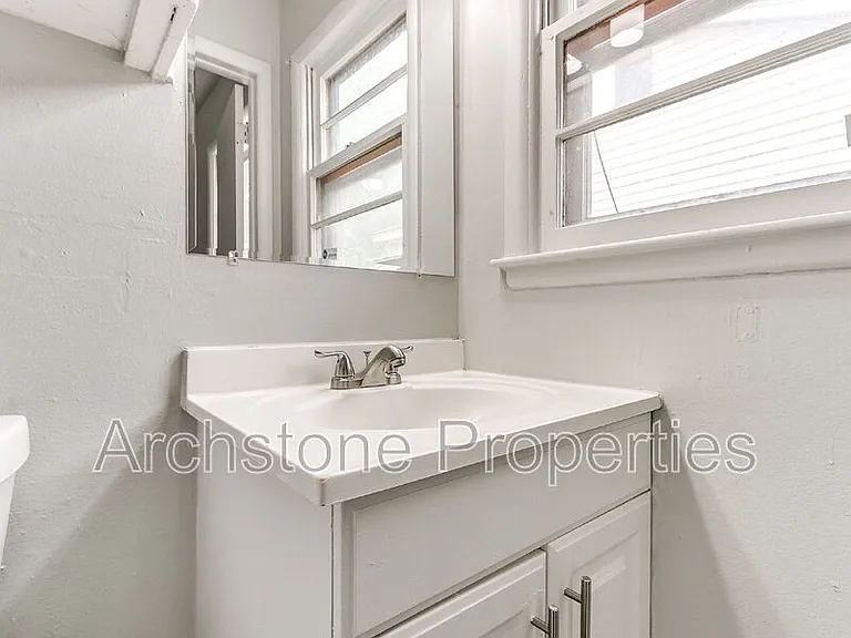 2312 Mustang St — Photo 26