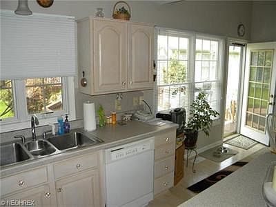 4th image of 5219 Nashua Dr #42