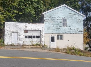 71 Madison St, Amesbury, MA 01913