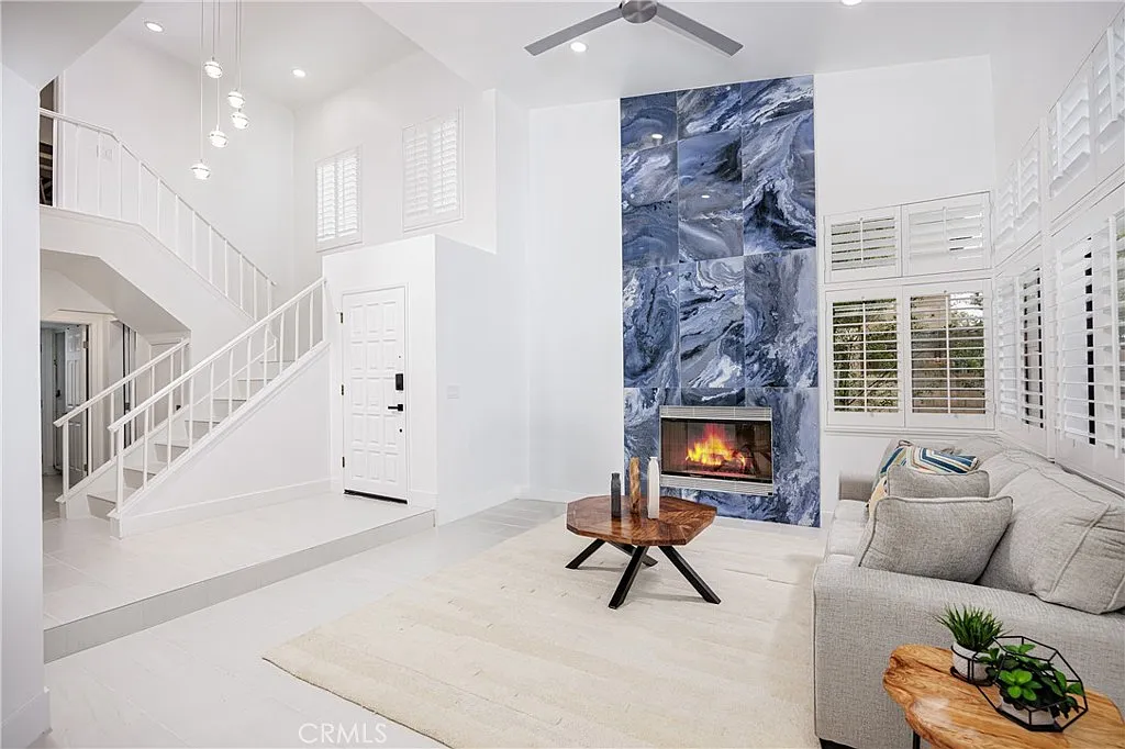 3 bed, 1727 sqft, $6,000 — Photo 3