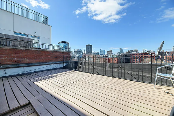 Rented by REAL New York | media 5