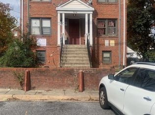 906 Fairview Ave #3, Takoma Park, MD 20912