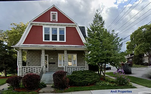 3317 Pearl St Photo 1