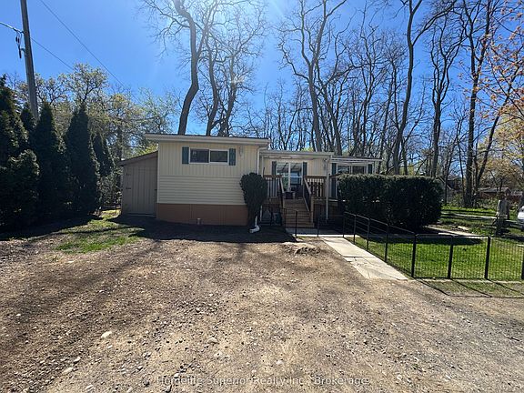 5th image of 5-5139 Halstead Beach Rd #485