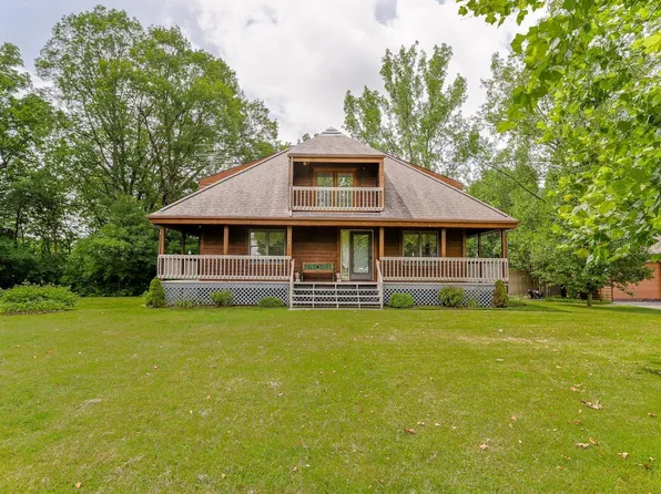 100 Rosa Ln, Lafayette, IN 47905