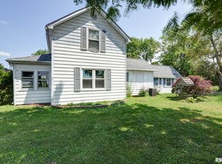 411 W 3rd St, Assumption, IL 62510