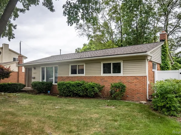 19443 Auburndale St, Livonia, MI 48152