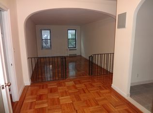 4107 42nd St APT 2G, Long Island City, NY 11104