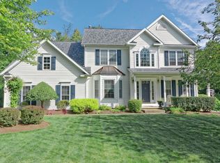 77 Corrit Dr, Delmar, NY 12054