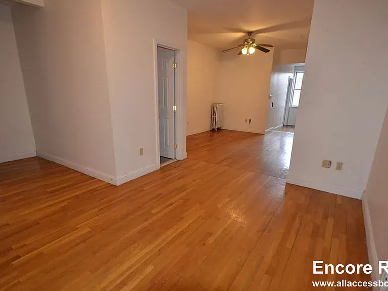 37 Egremont Rd #14 — Photo 19
