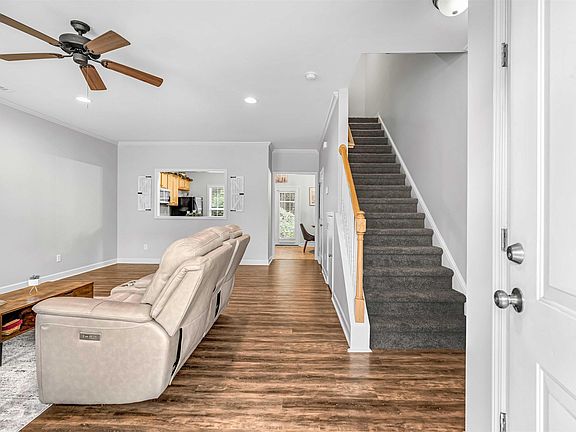 2nd image of 117 Bankside Ln