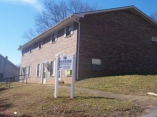 1st image of 204 W Bernard Ave APT 3