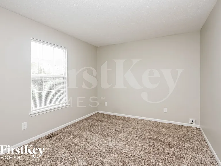 10567 Secretariat Dr — Photo 12