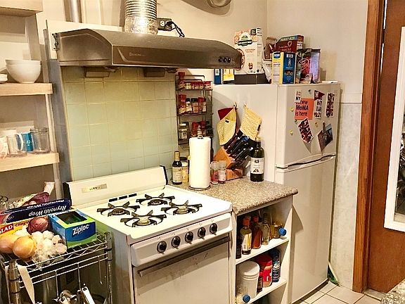 5th image of 146 Forsyth St APT 4B