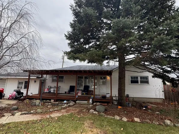 31463 James St, Garden City, MI 48135