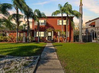 681 Jasmine Way S, Saint Petersburg, FL 33705