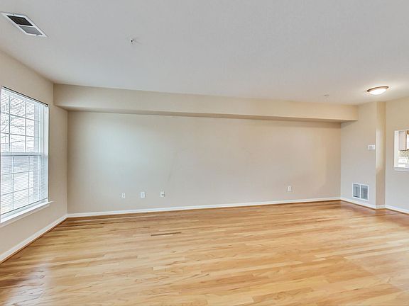 3rd image of 19922 Crystal Rock Dr #6