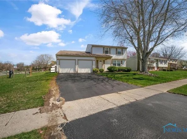 2051 Bromford Rd, Maumee, OH 43537