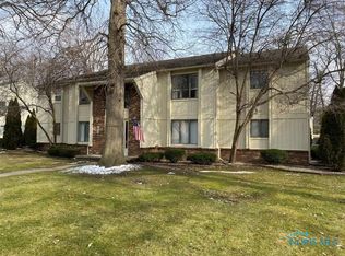 2712 Westcastle Dr UNIT 4, Toledo, OH