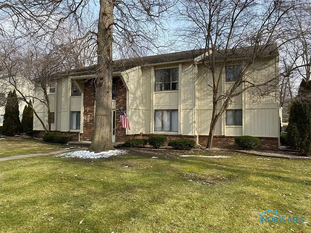 2712 Westcastle Dr Unit 4 photo 1