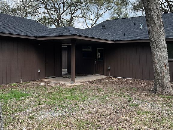 5th image of 102 Spanish Moss Ln