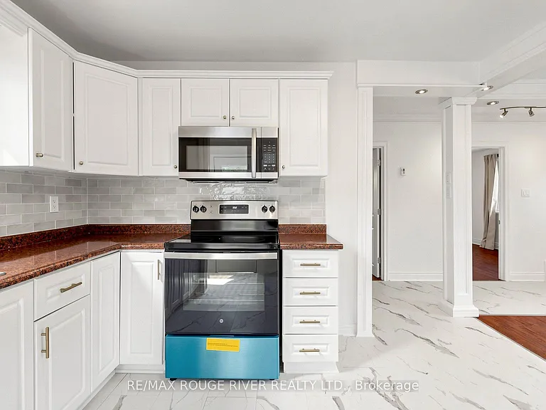 1884 Liverpool Rd — Photo 14