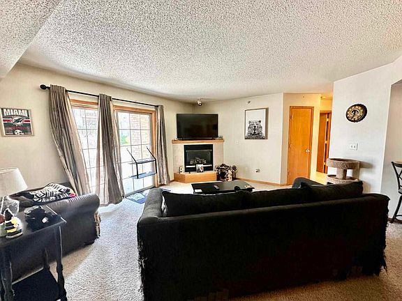 4th image of 2865 Coral Ct APT 101