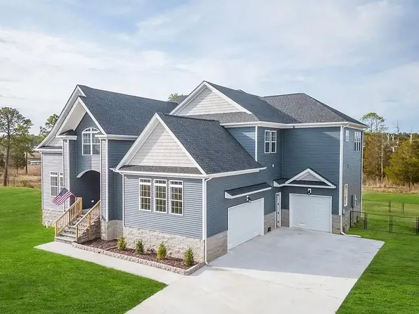 5 Dove Point Trl, Poquoson, VA 23662