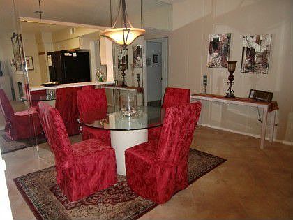 3rd image of 666 Vista Lago Cir N