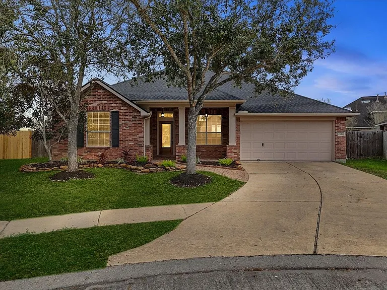 2120 Red Timber Ct — Photo 38