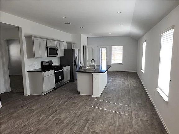 5th image of 5326 Tuscany Hills Ln
