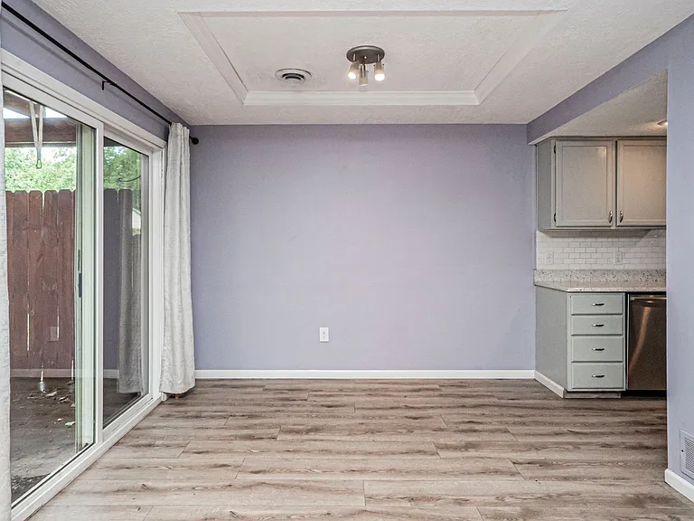 2505 Candlewood Dr — Photo 8