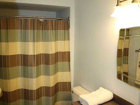 4th image of 14129 Arlene Ln #12