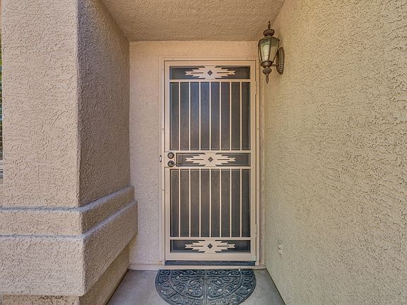 3rd image of 6454 S Wheaton Dr
