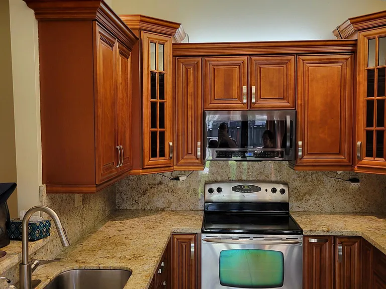 5881 Chester Ln — Photo 14
