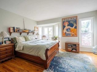 9 Veterans Way, Edgewater, NJ 07020