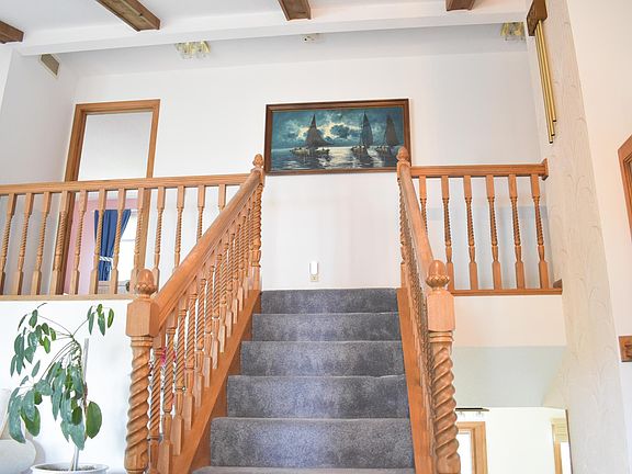 4th image of 1280 Stassen Dr