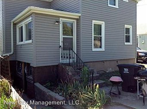 2nd image of 1000 E 23rd St S