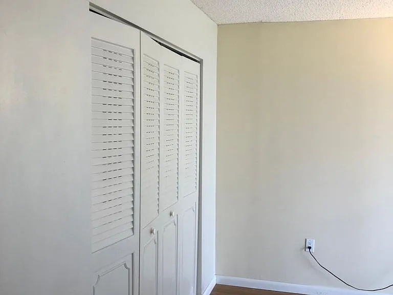 17500 N Bay Rd #508 — Photo 11