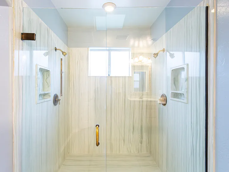 414 Bury Ct — Photo 15