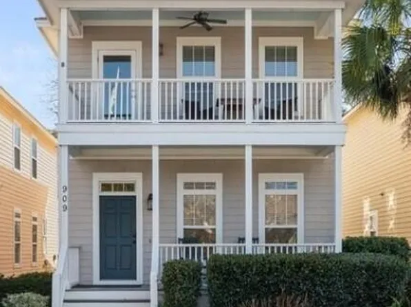 909 12th Street, Port Royal, SC 29935