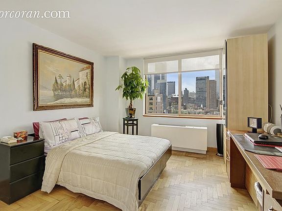 2nd image of 350 W 50th St APT 16B