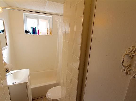 3rd image of 90 Jordan Ave APT 3