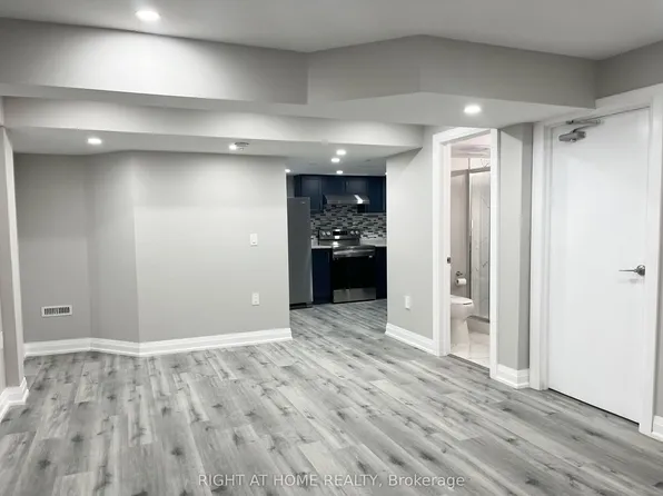 686 Hammond St, Shelburne, ON L9V 3S2