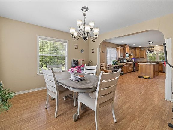 4th image of 9462 County Road 147 W