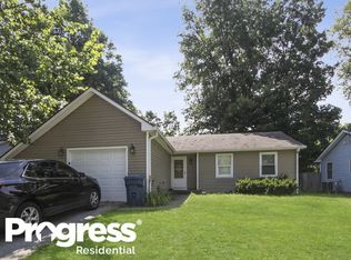 1502 Woodpointe Dr, Indianapolis, IN