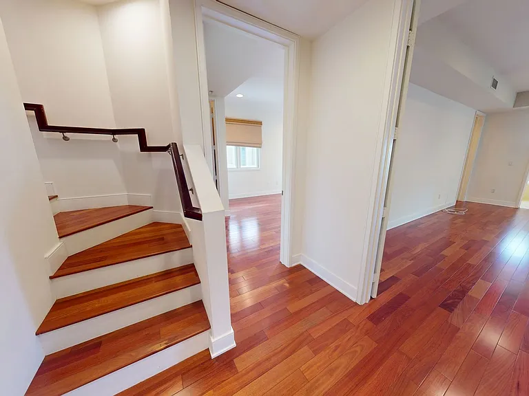 141 Orange Ave #306 — Photo 9