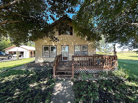 5th image of 4034 108th St
