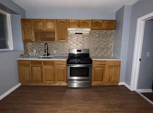 275 S 7th St #3, Newark, NJ 07103